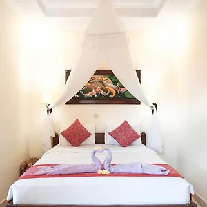 https://raka-house-accommodation.ubudhotelsnow.com